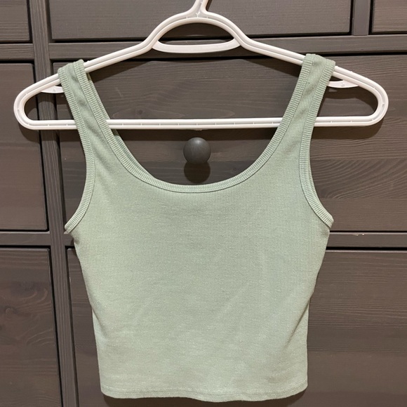 Shein tank top - Picture 2 of 2